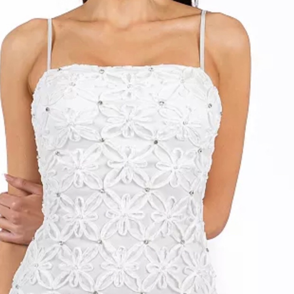 Alex & Sophia white Embellished Soutache Bodycon‎ Dress size medium brand new